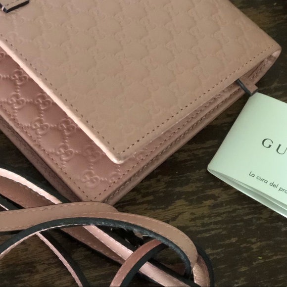 GUCCI Microguccissima Crossbody Wallet π - Picture 4 of 10